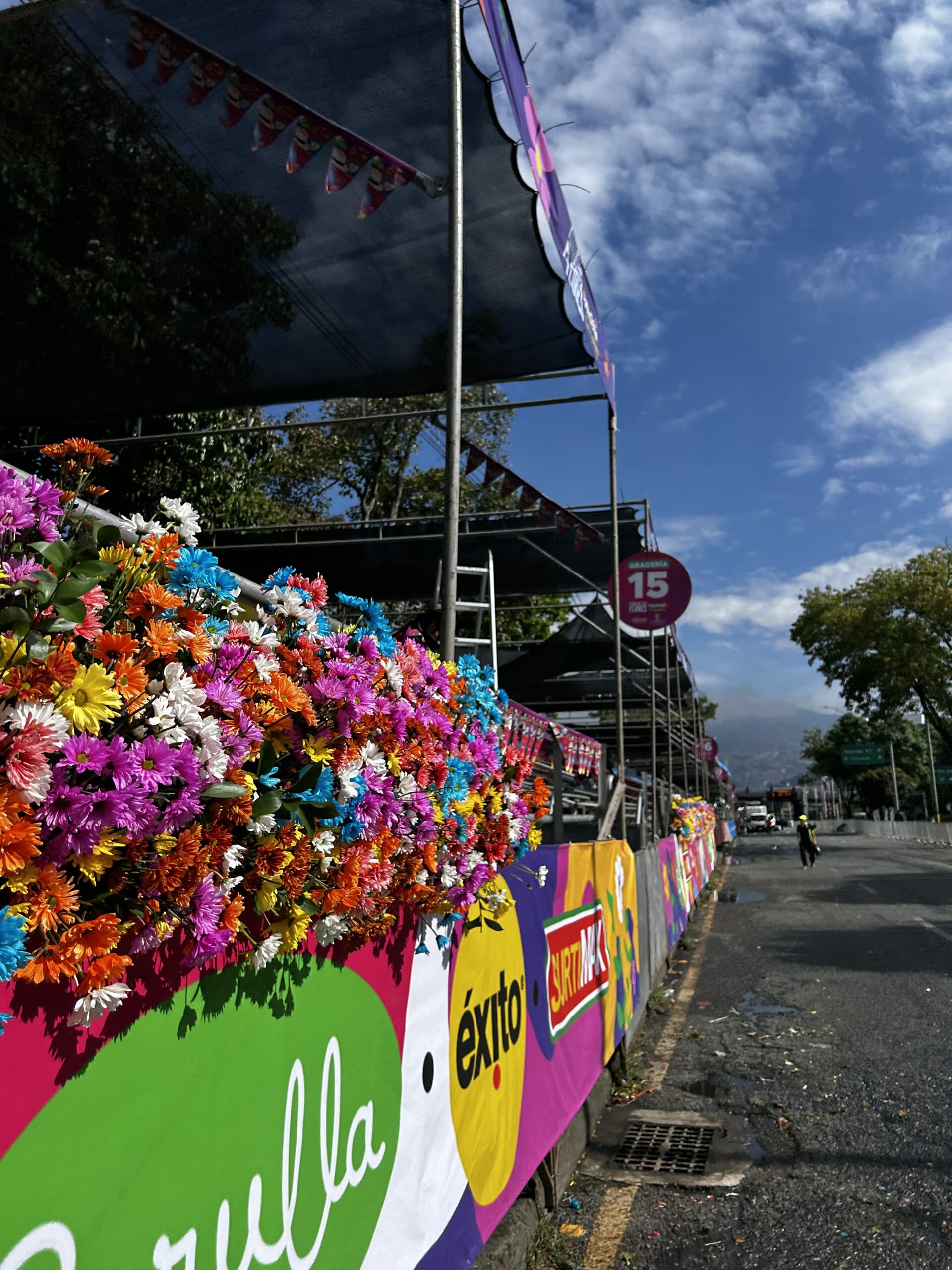 LPL AVENIDA PRIMAVERA FERIA DE FLORES 2025